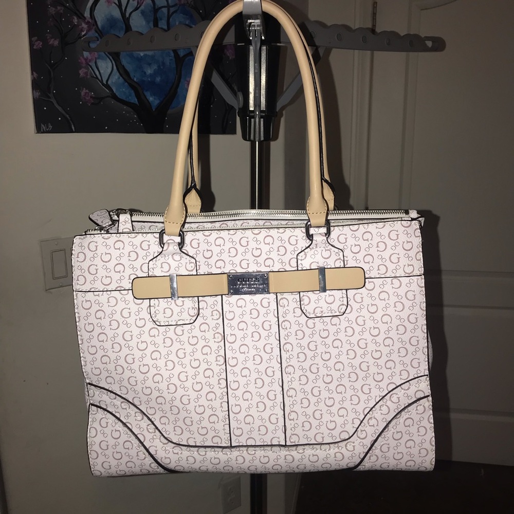 Large Guess purse
